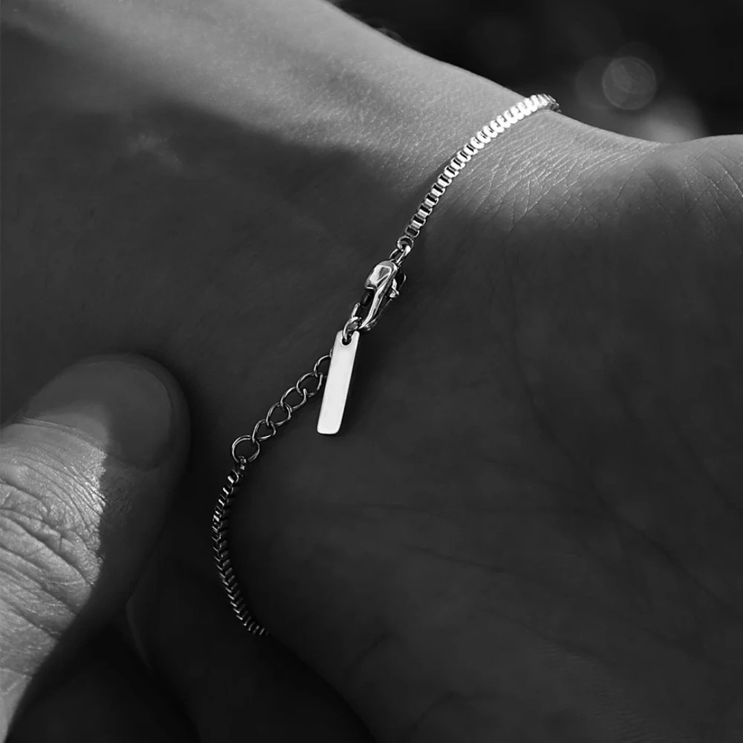Pulseira de Ouro Minimalista Beroc