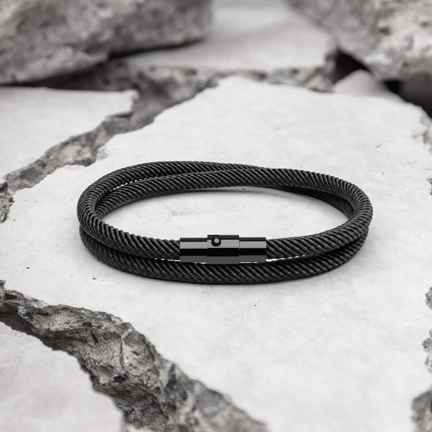 Pulseira Minimalista Beroc Preta
