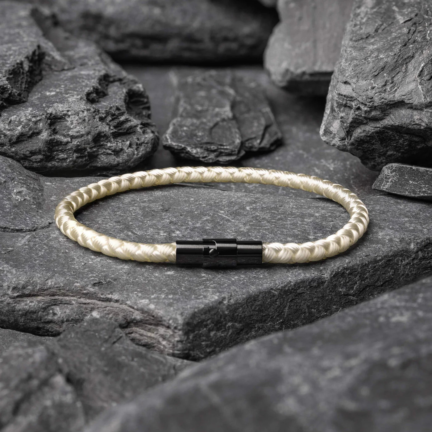 Pulseira de Corda Branca Minimalista Norcia Beroc