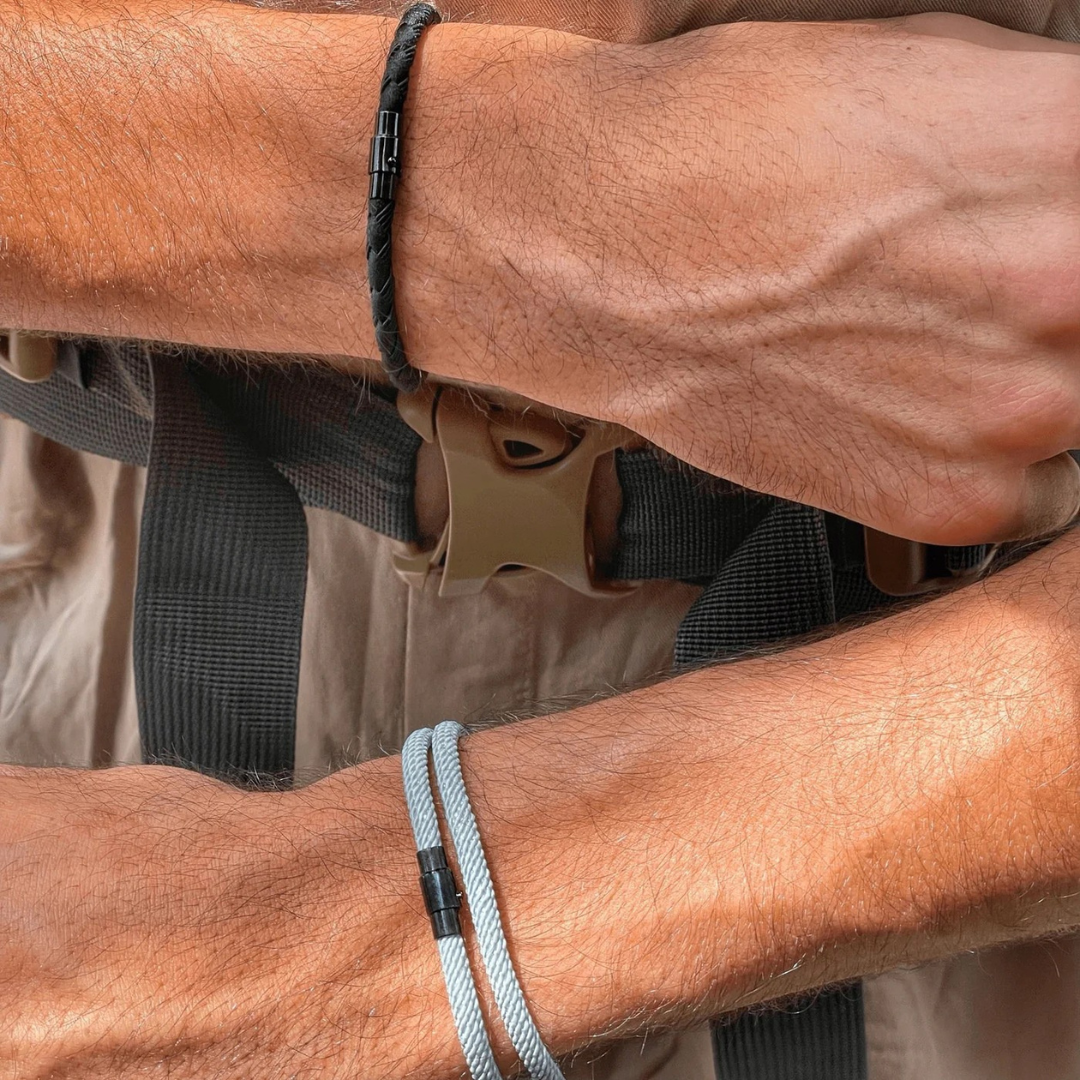Pulseira de Corda Cinza Minimalista Wave Beroc