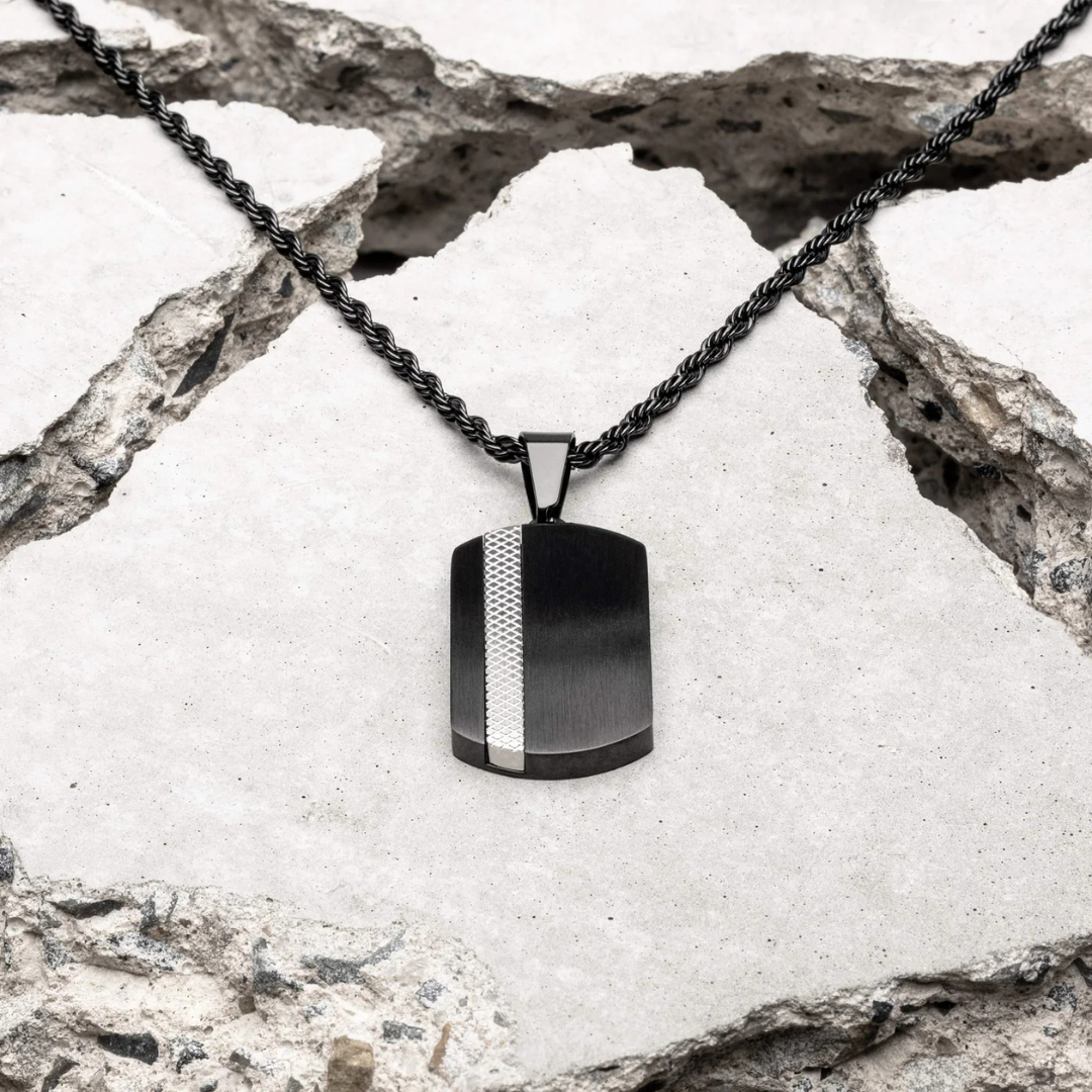 Colar Minimalista Maré Preta Beroc