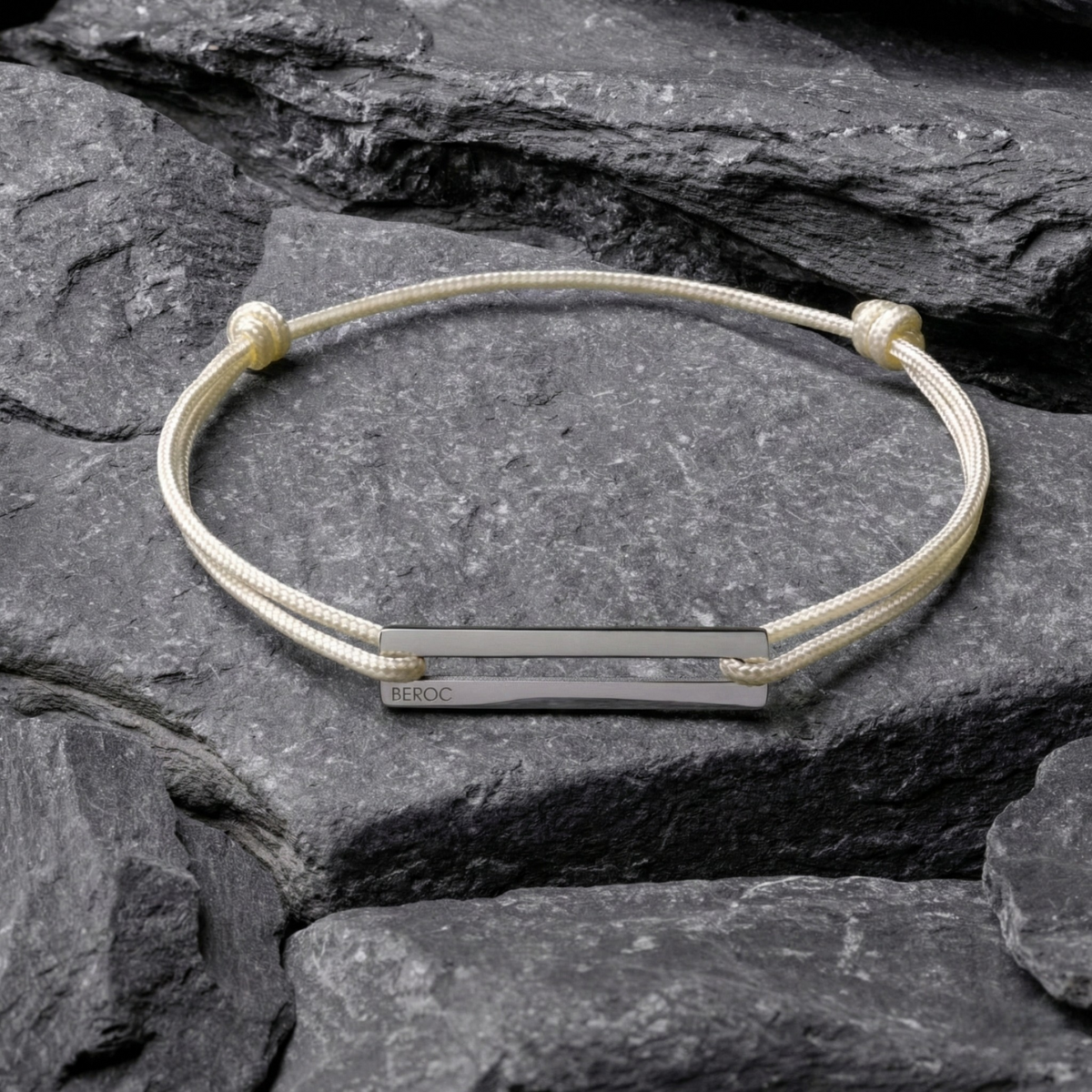 Pulseira Ajustável de Corda Branca Marfim Beroc